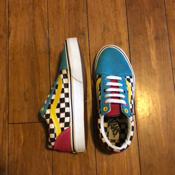 VANS - Picture 4 of 5